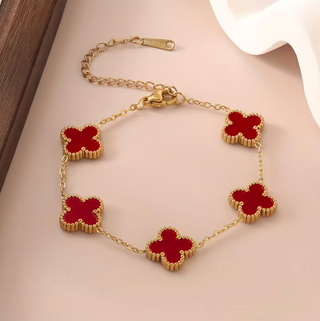 Lucky Clover 🍀 Stainless Steel Bracelet - Lady Boss